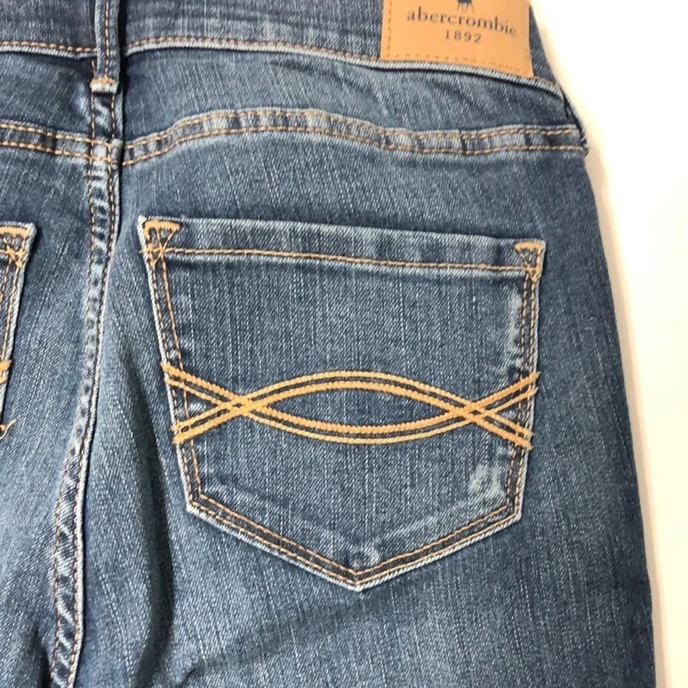 ABERCROMBIE KIDS SUPER SKINNY JEANS